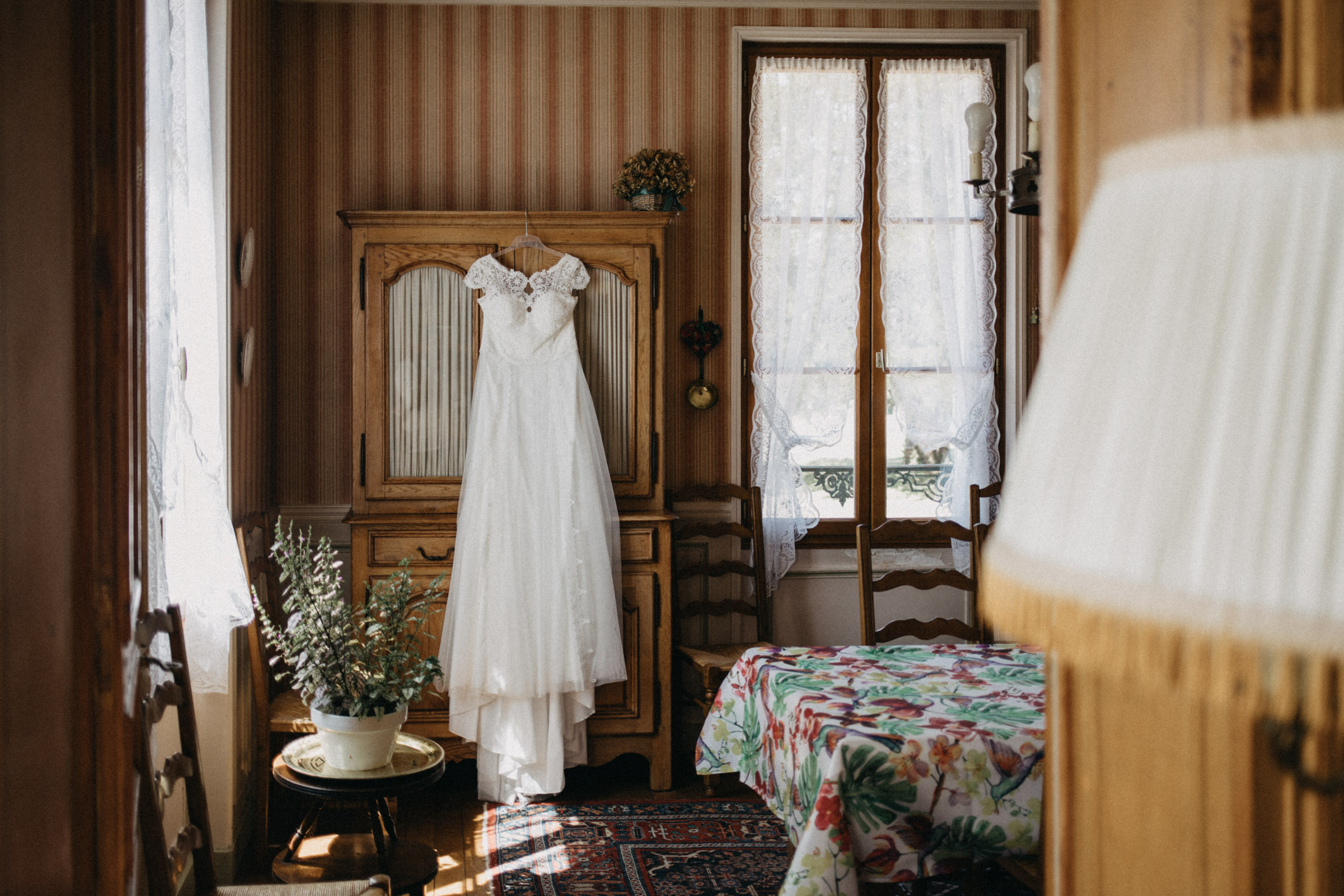 Trouver la robe de mariée parfaite : conseils pour allier style et confort